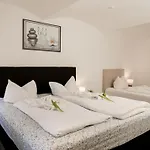 Guest house Trobischhof 3*