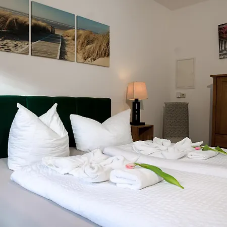 Pensionat Trobischhof 3*