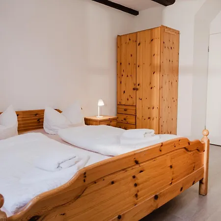 Trobischhof 3*