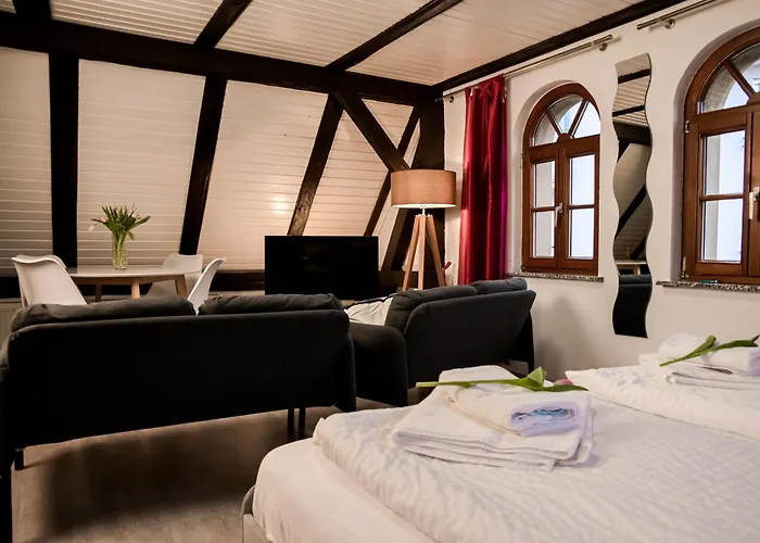 Trobischhof Pensión 3*