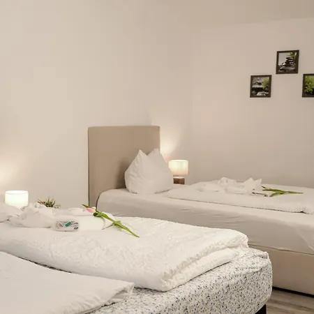 Konukevi Trobischhof 3*